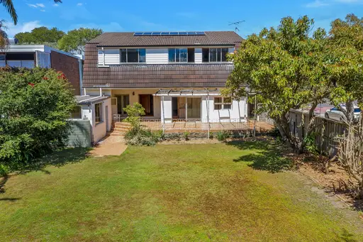 26 Queens Park Road, Queens Park Sold by Bradfield Badgerfox