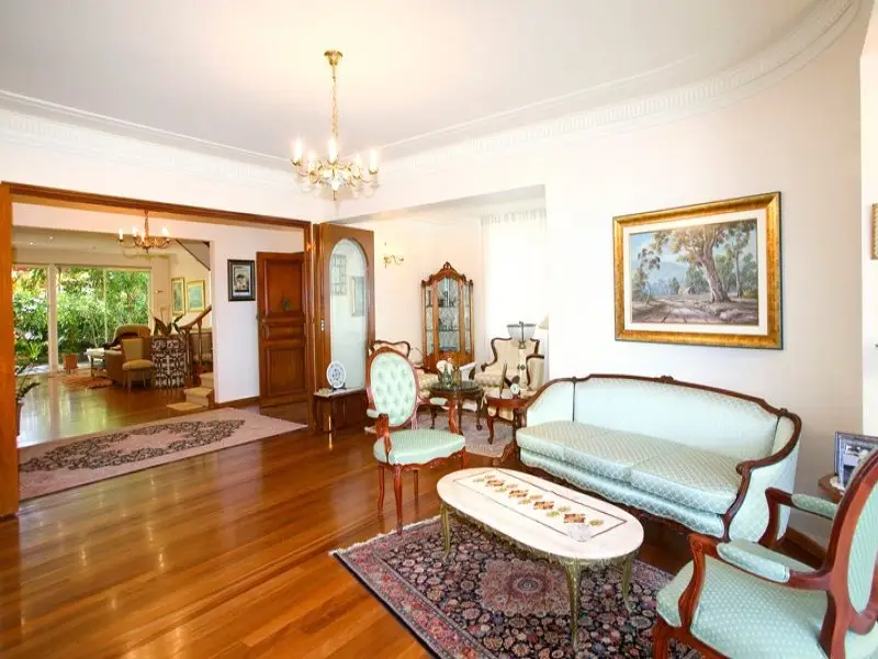 63 Hardy Street, Dover Heights Sold by Bradfield Badgerfox - image 1