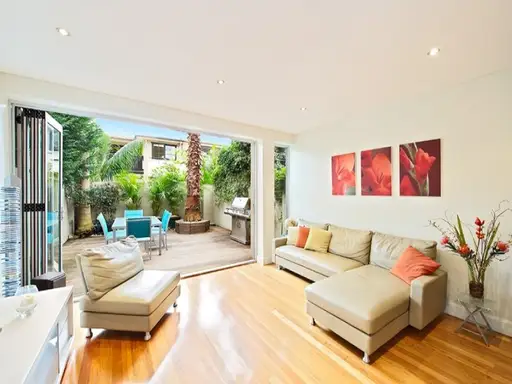 18 Caledonia Street, Paddington Sold by Bradfield Badgerfox