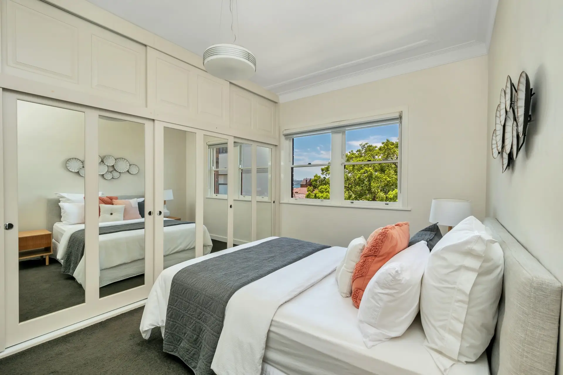 19/532 New South Head Road, Double Bay Sold by Bradfield Badgerfox - image 1