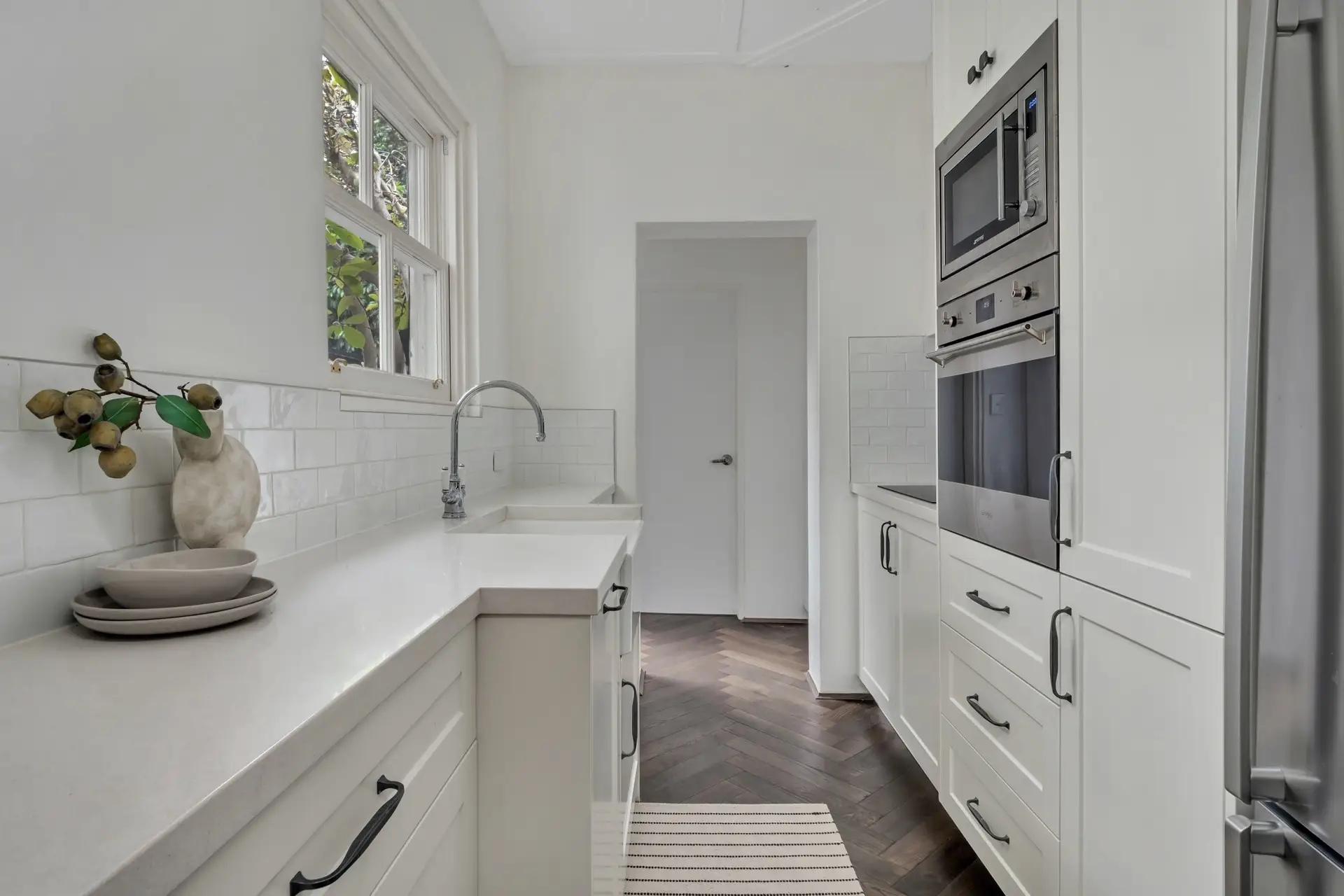 53 Oatley Road, Paddington Sold by Bradfield Badgerfox - image 1