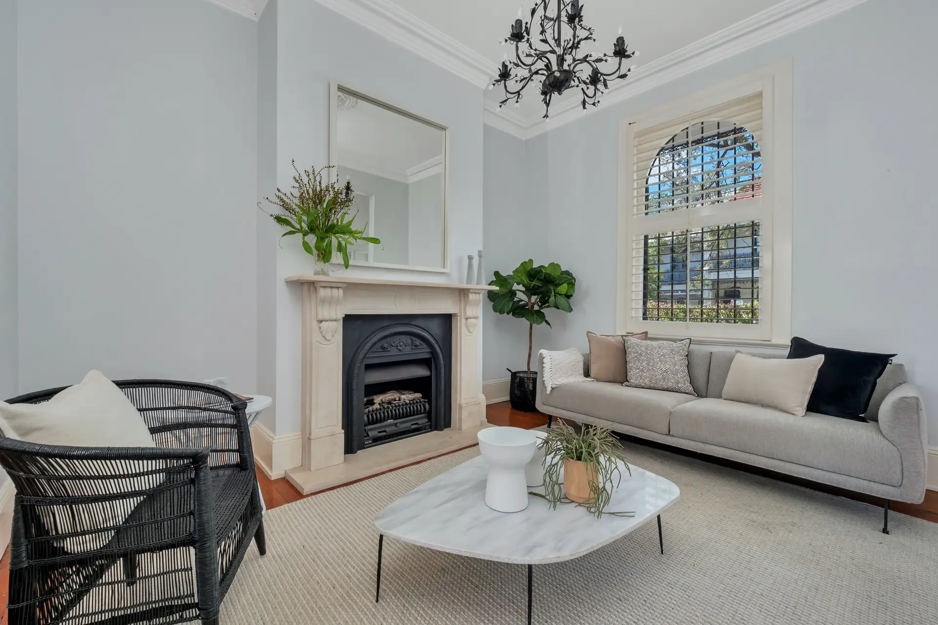 27 Heeley Street, Paddington Sold by Bradfield Badgerfox - image 1