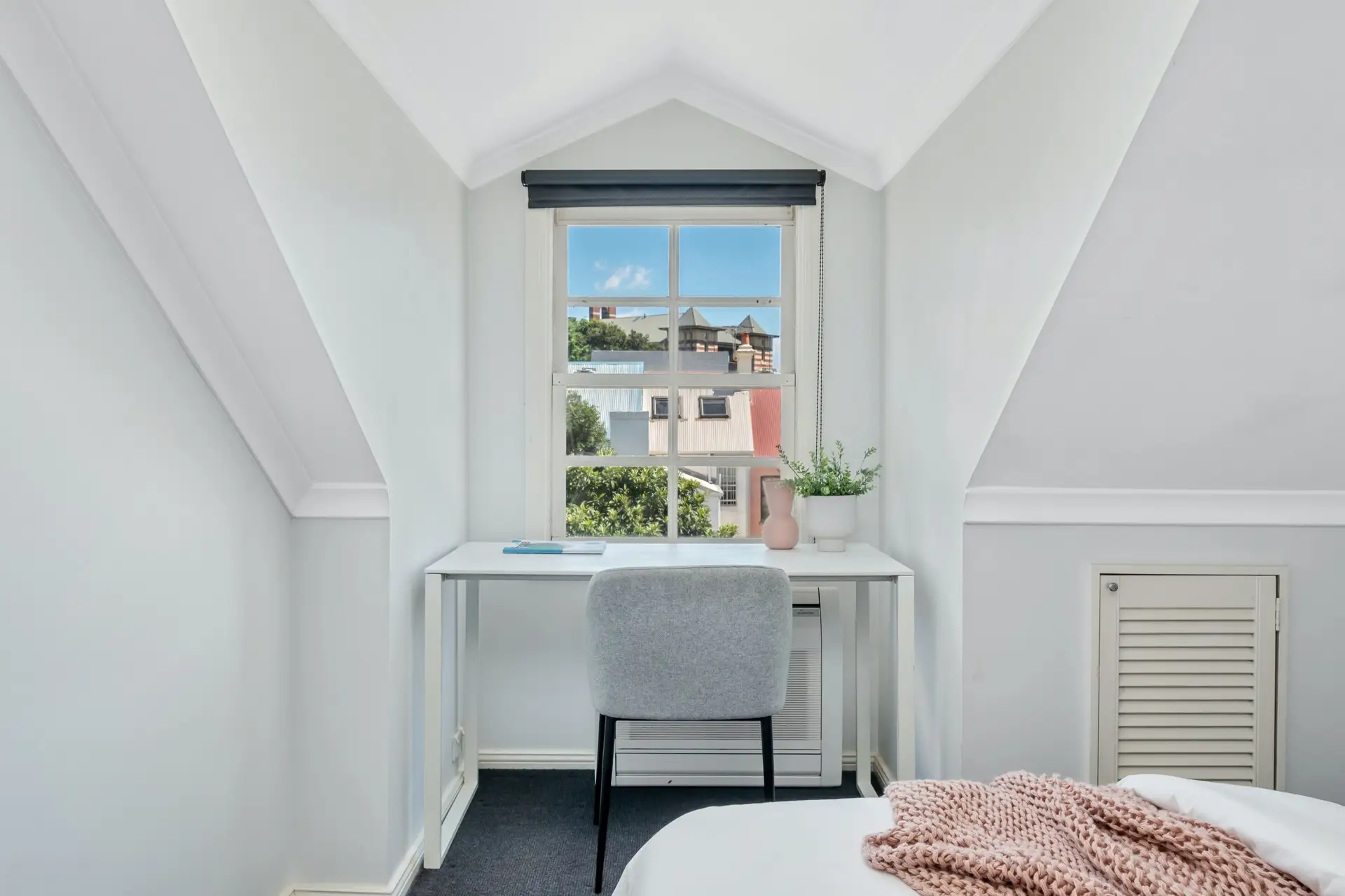 27 Heeley Street, Paddington Sold by Bradfield Badgerfox - image 1