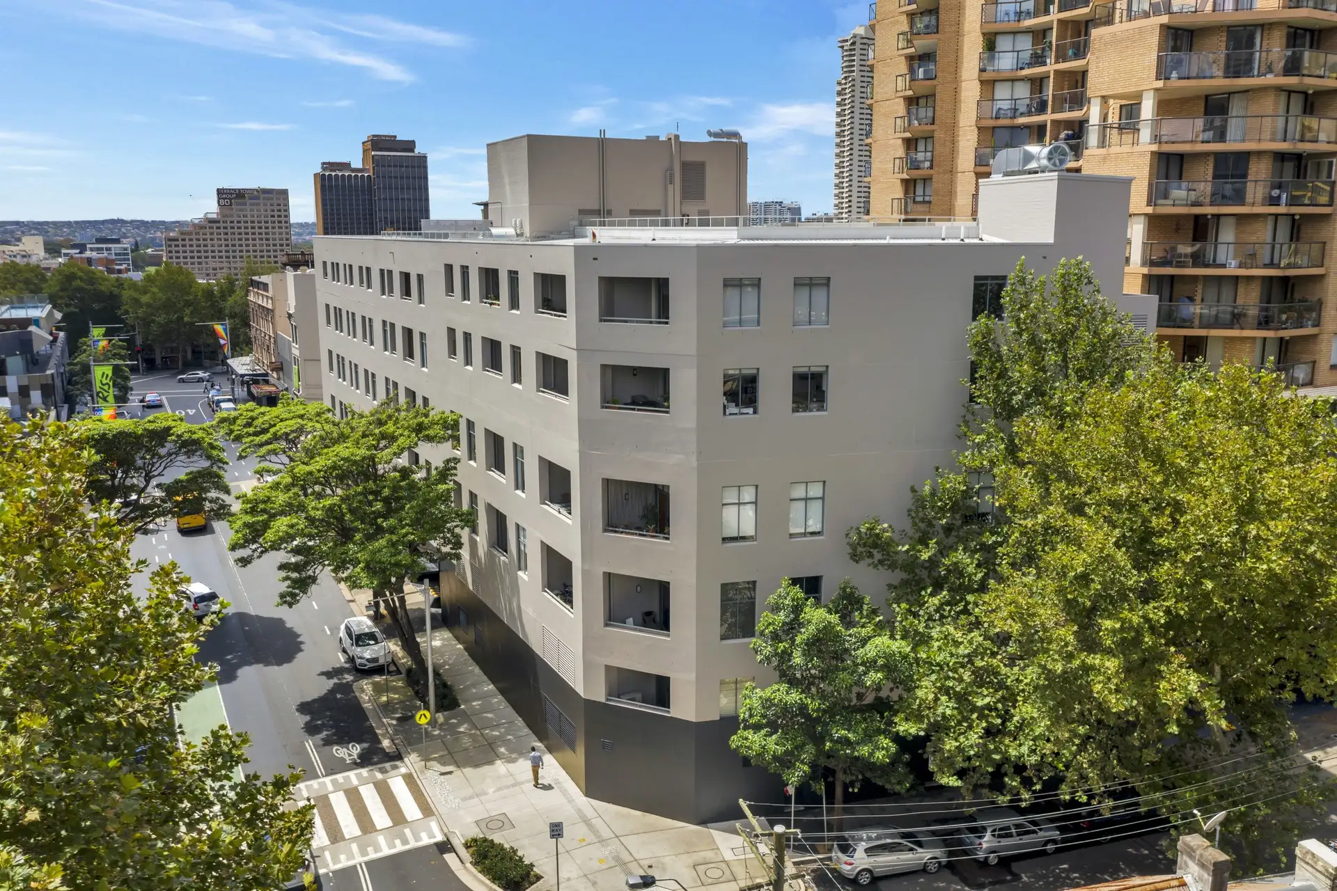 410/172-190 Riley Street, Darlinghurst Sold by Bradfield Badgerfox - image 1