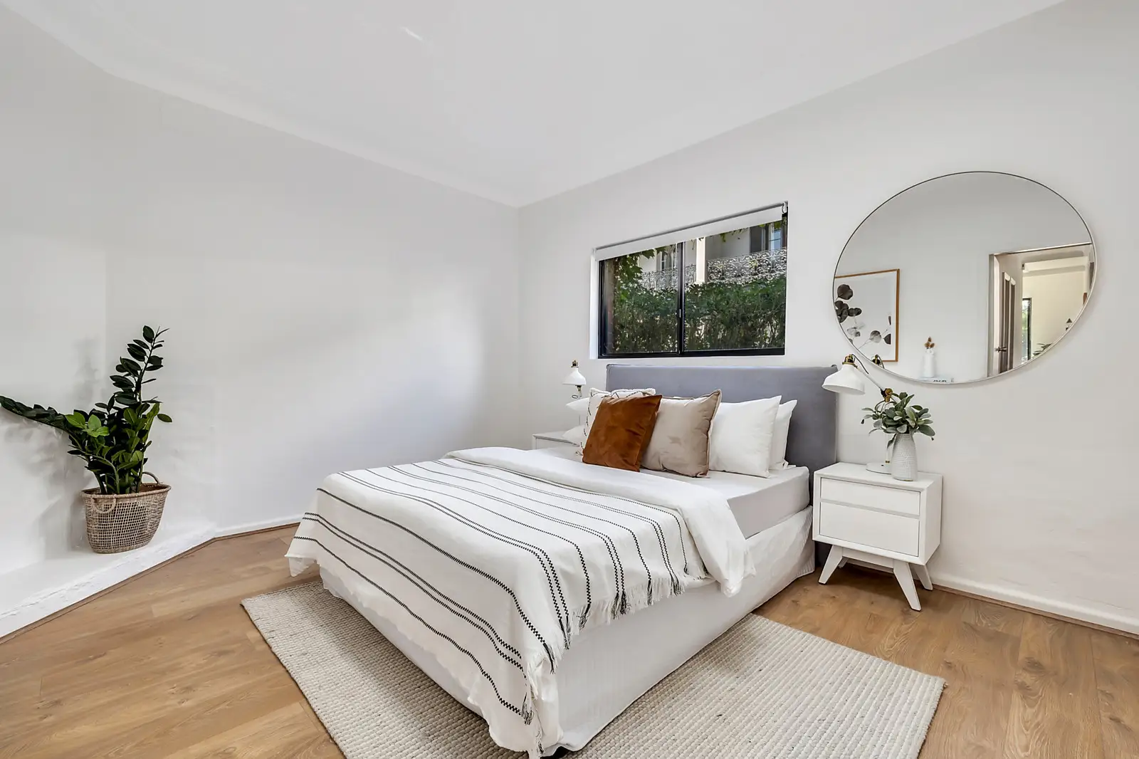 38 George Street, Paddington Sold by Bradfield Badgerfox - image 1