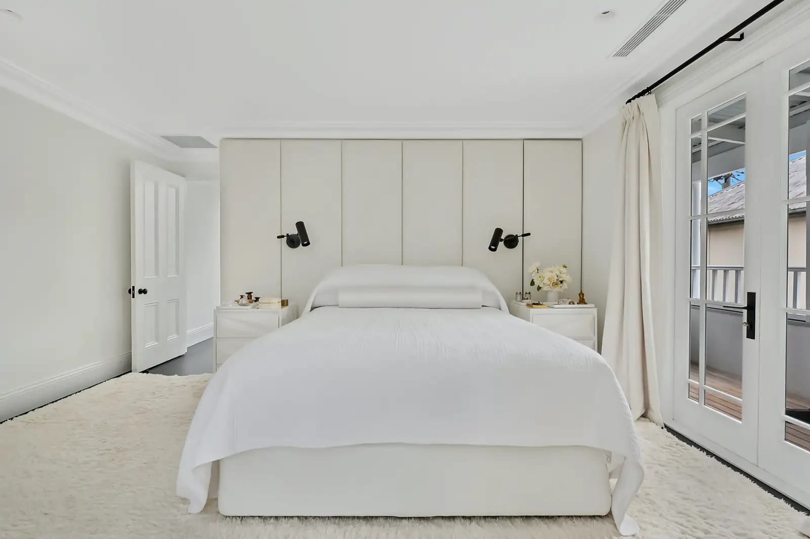 209 Underwood Street, Paddington Sold by Bradfield Badgerfox - image 1