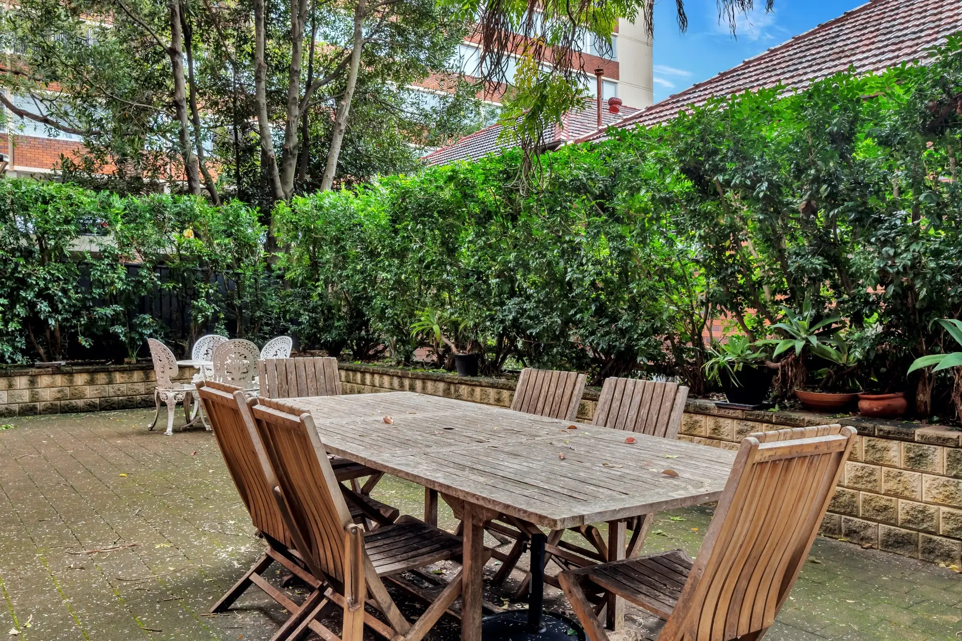 2/180 Glenmore Road, Paddington Sold by Bradfield Badgerfox - image 1