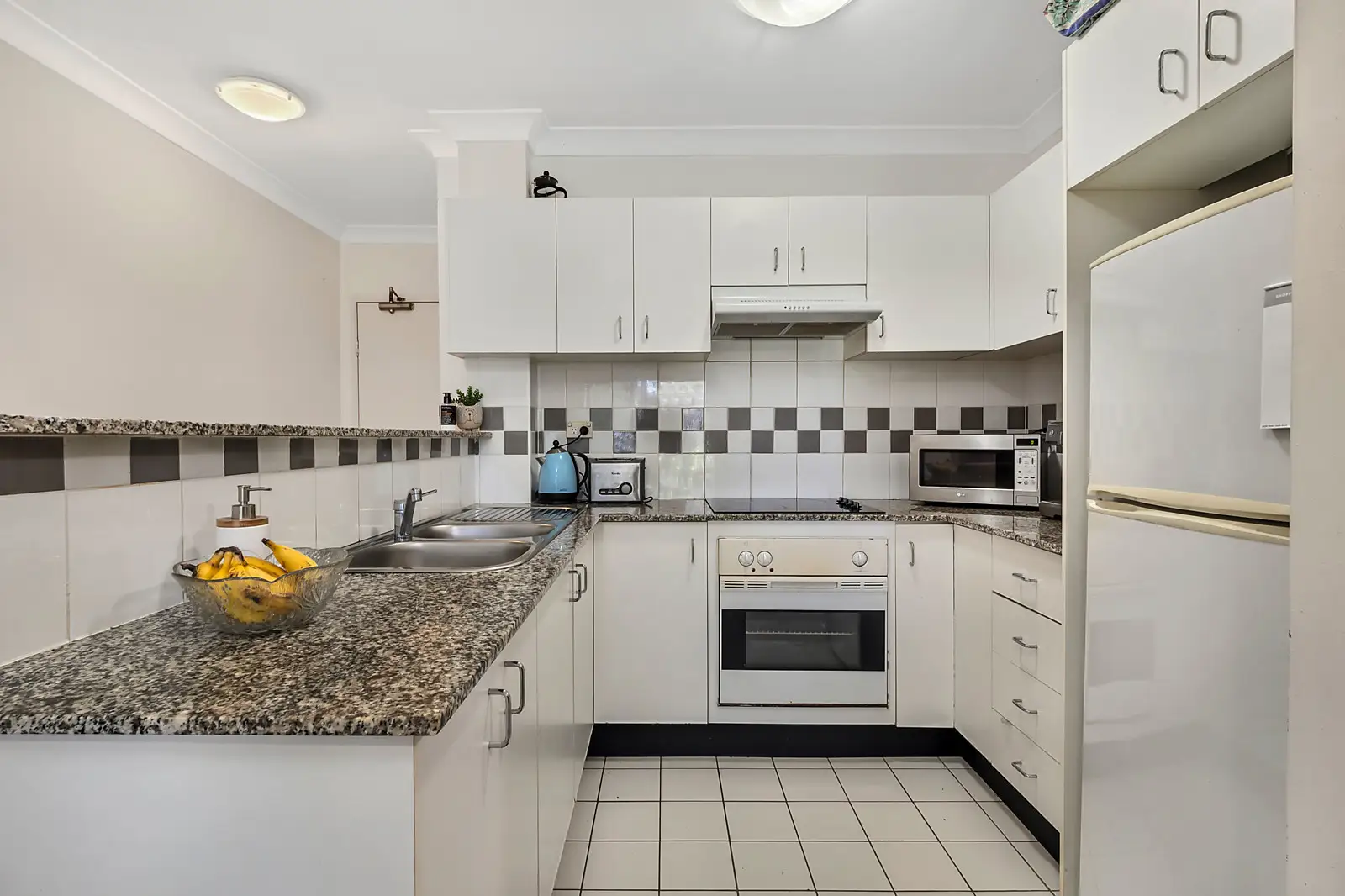 3/274-300 Anzac Parade, Kensington Sold by Bradfield Badgerfox - image 1