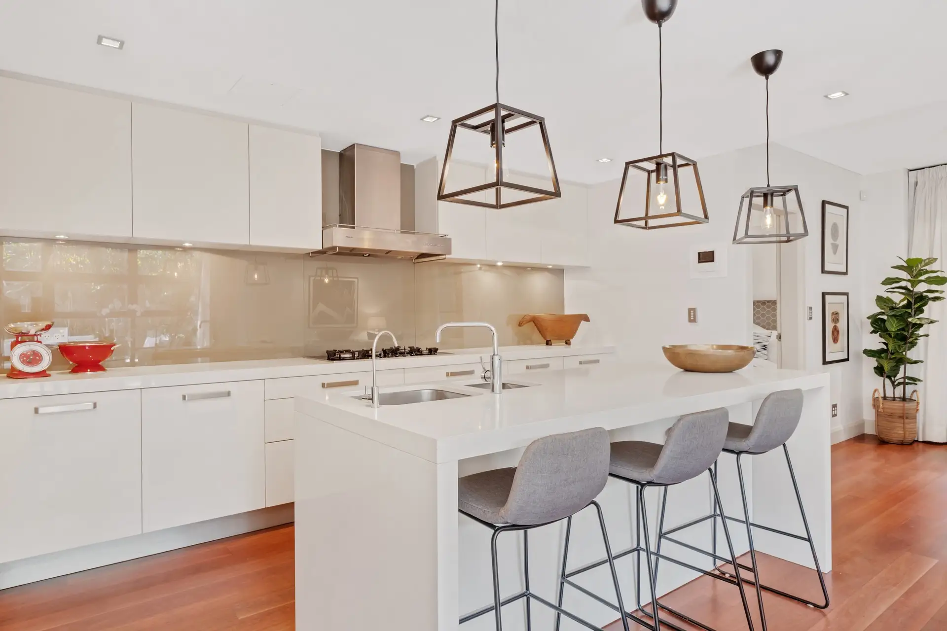1/8 Kent Road, Rose Bay Sold by Bradfield Badgerfox - image 1