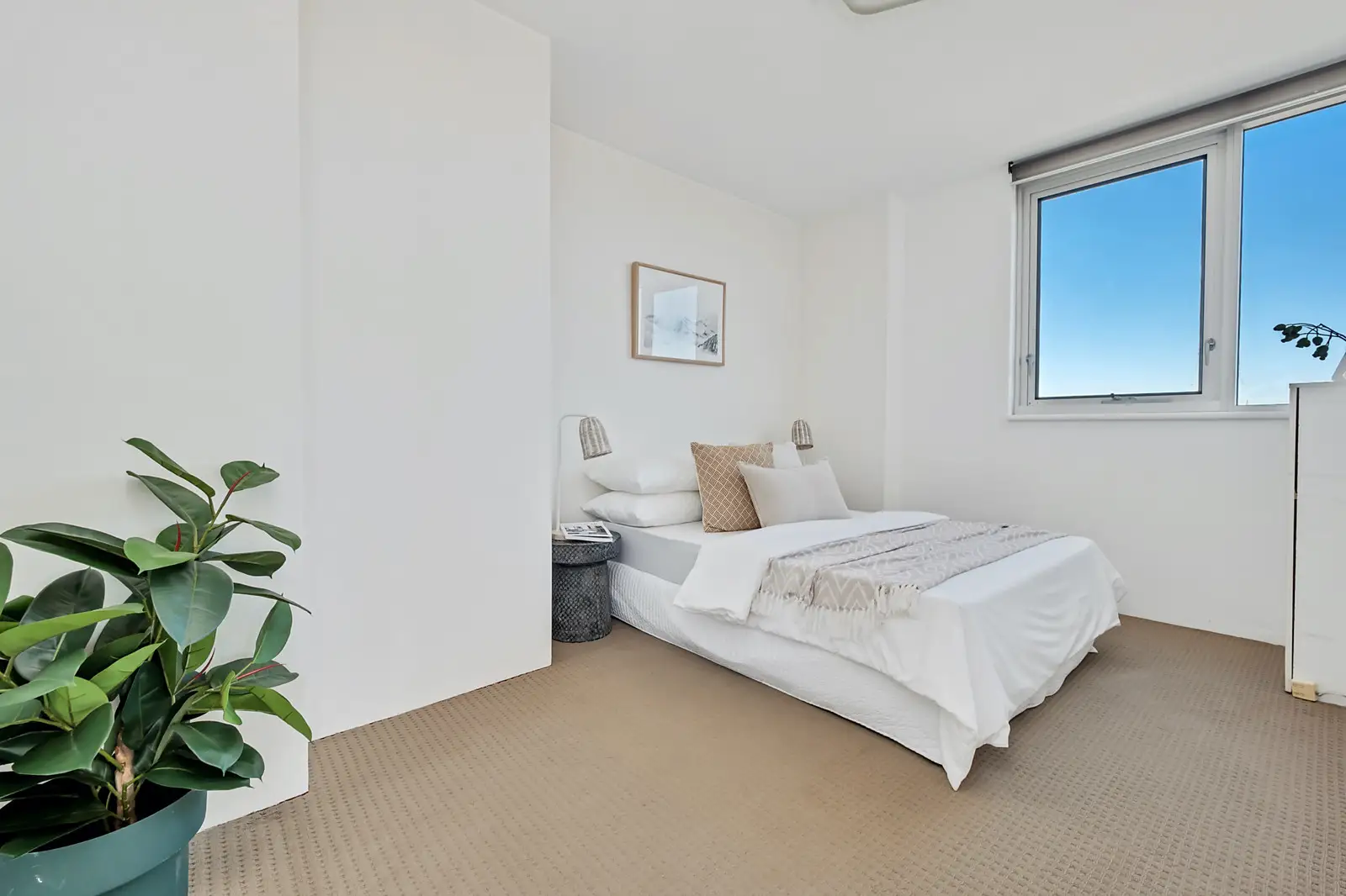 34/8-14 Fullerton Street, Woollahra Sold by Bradfield Badgerfox - image 1