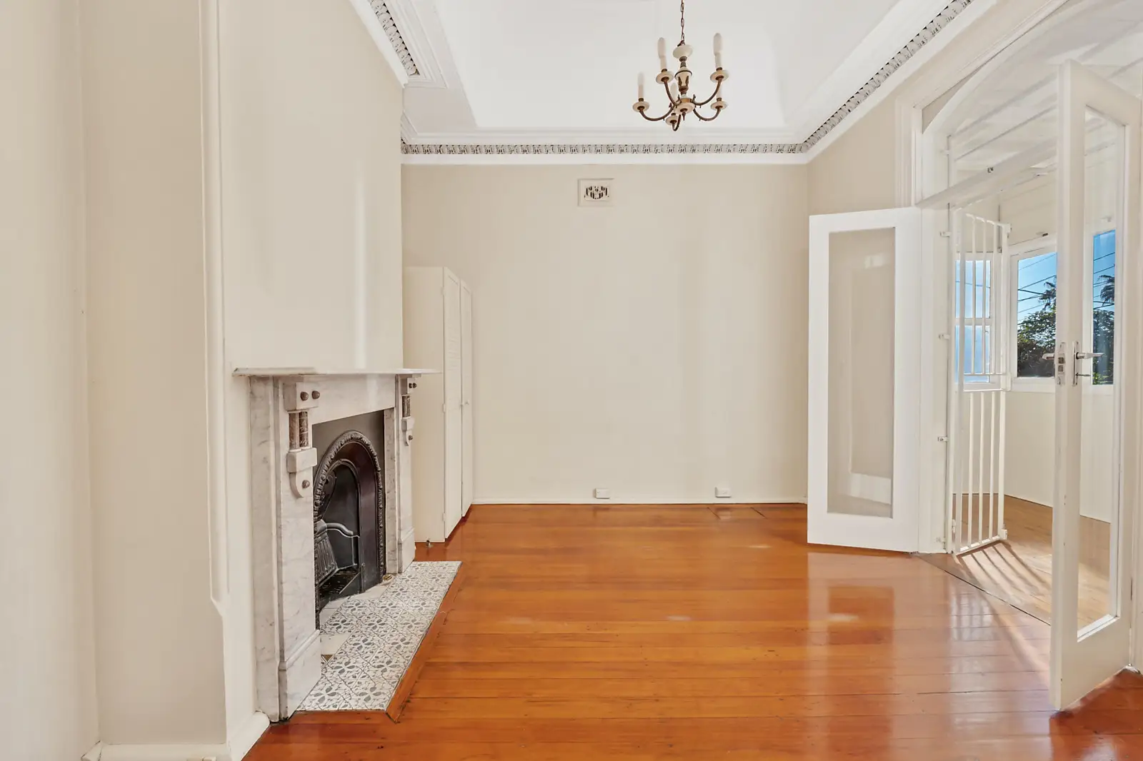 11 Edward Street, Woollahra Sold by Bradfield Badgerfox - image 1