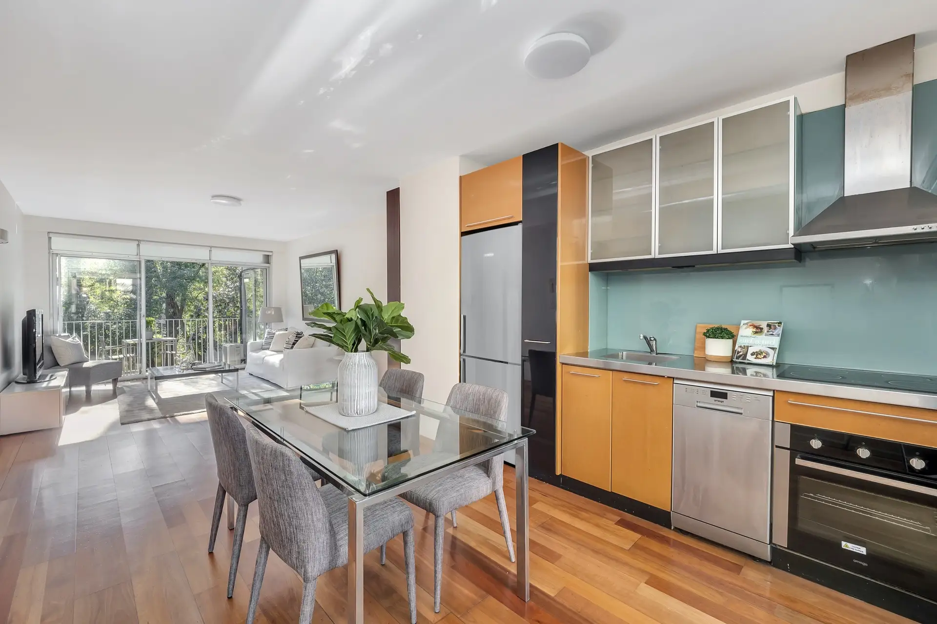 5/260 New South Head Road, Double Bay Sold by Bradfield Badgerfox - image 1