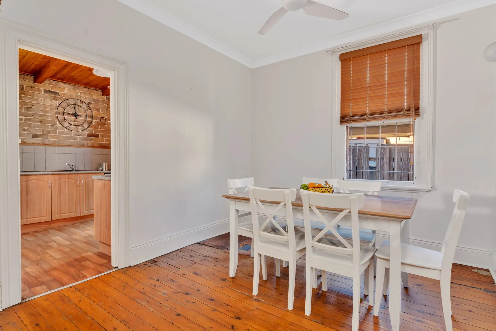 166 Doncaster Avenue, Kensington Sold by Bradfield Badgerfox - image 1