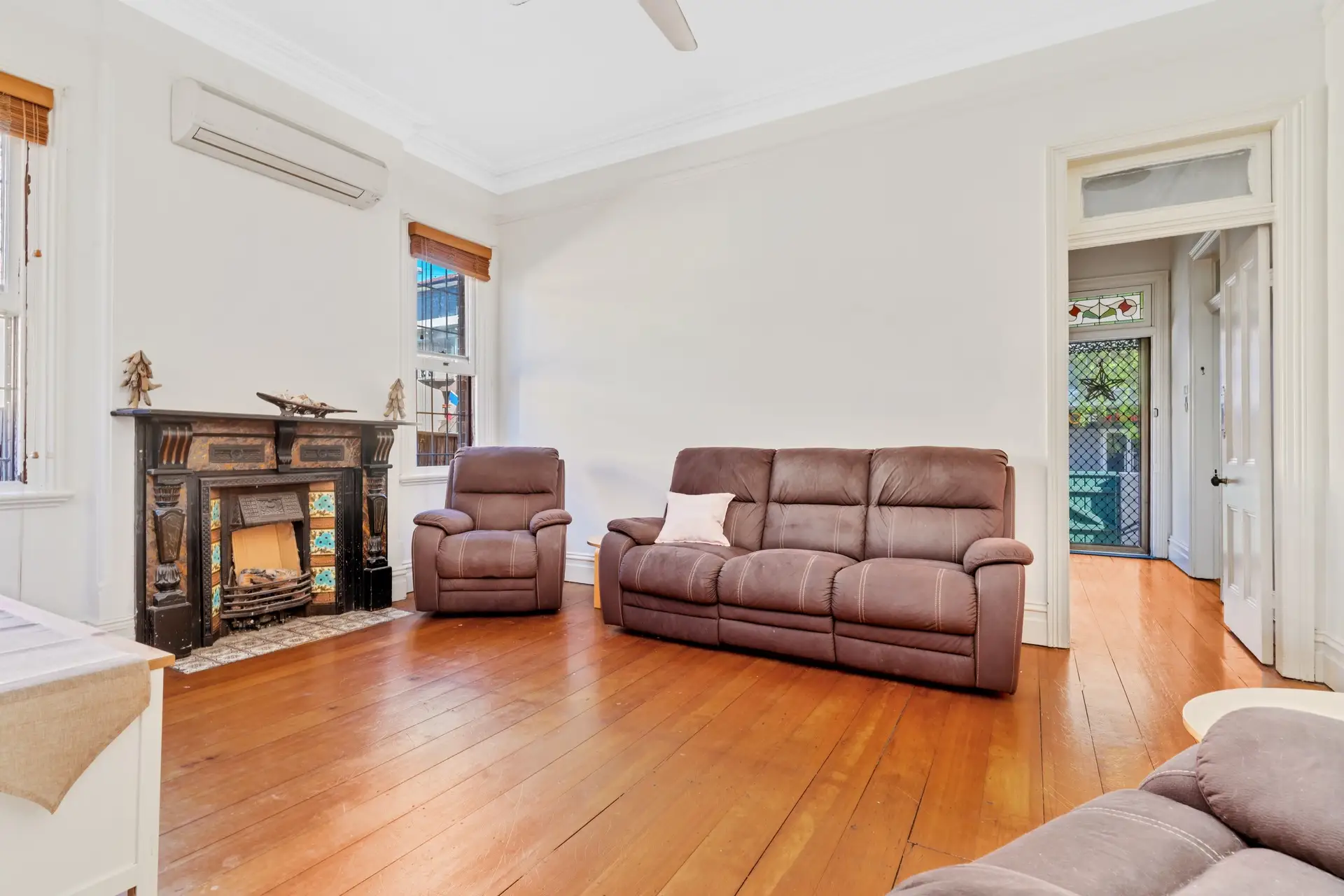 166 Doncaster Avenue, Kensington Sold by Bradfield Badgerfox - image 1
