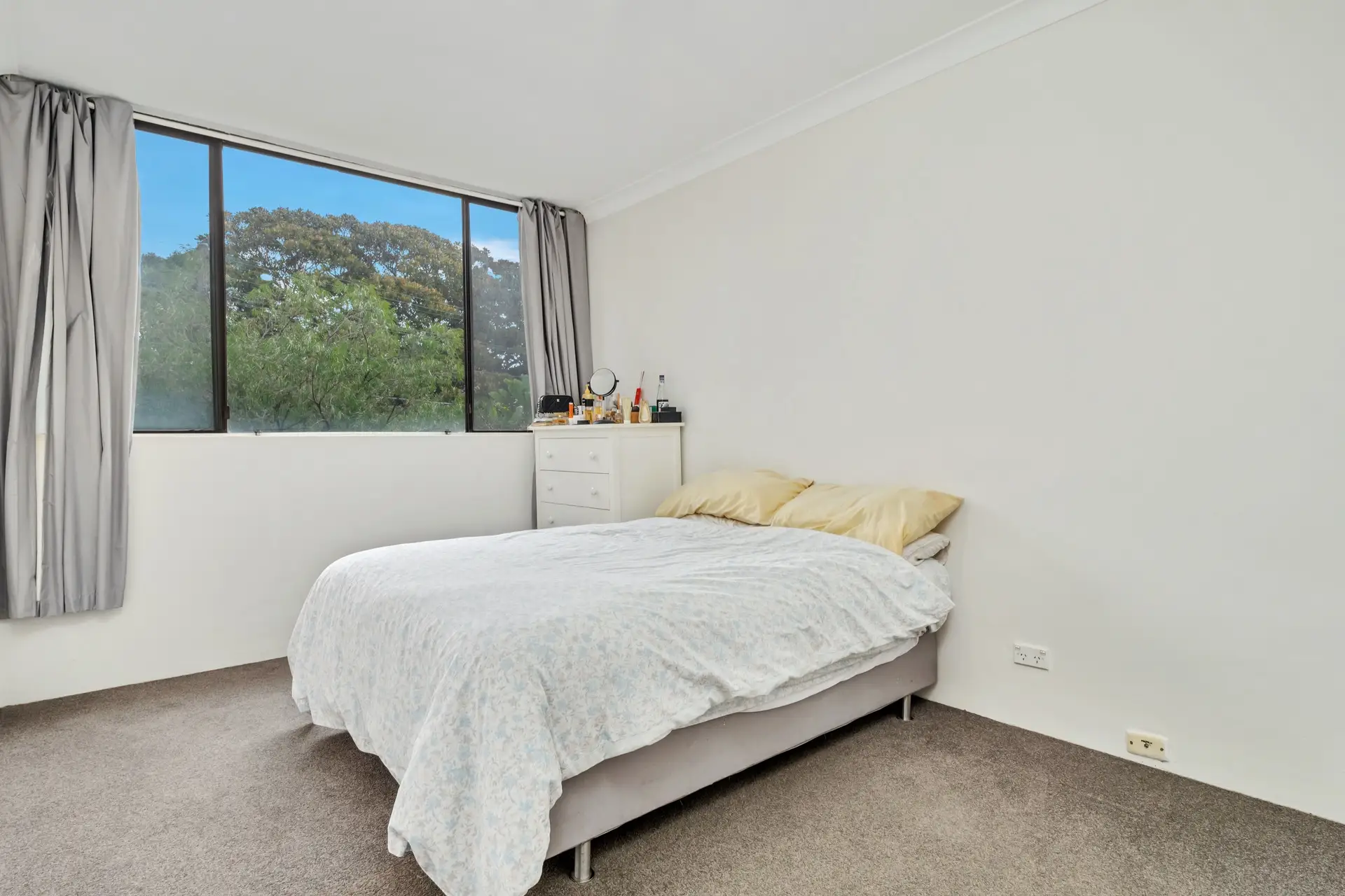 8/429-433 Old South Head Road, Rose Bay Sold by Bradfield Badgerfox - image 1