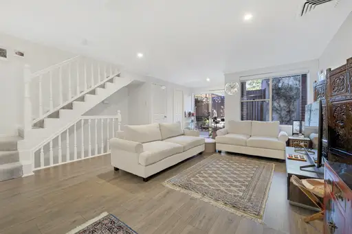 5/23-25 Park Road, Naremburn Sold by Bradfield Badgerfox