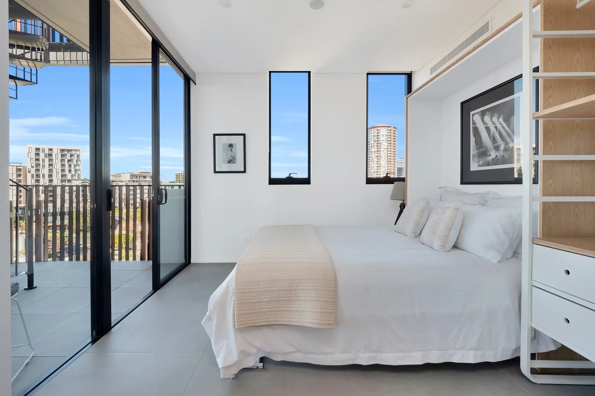 509/836 Elizabeth Street, Waterloo Sold by Bradfield Badgerfox - image 1