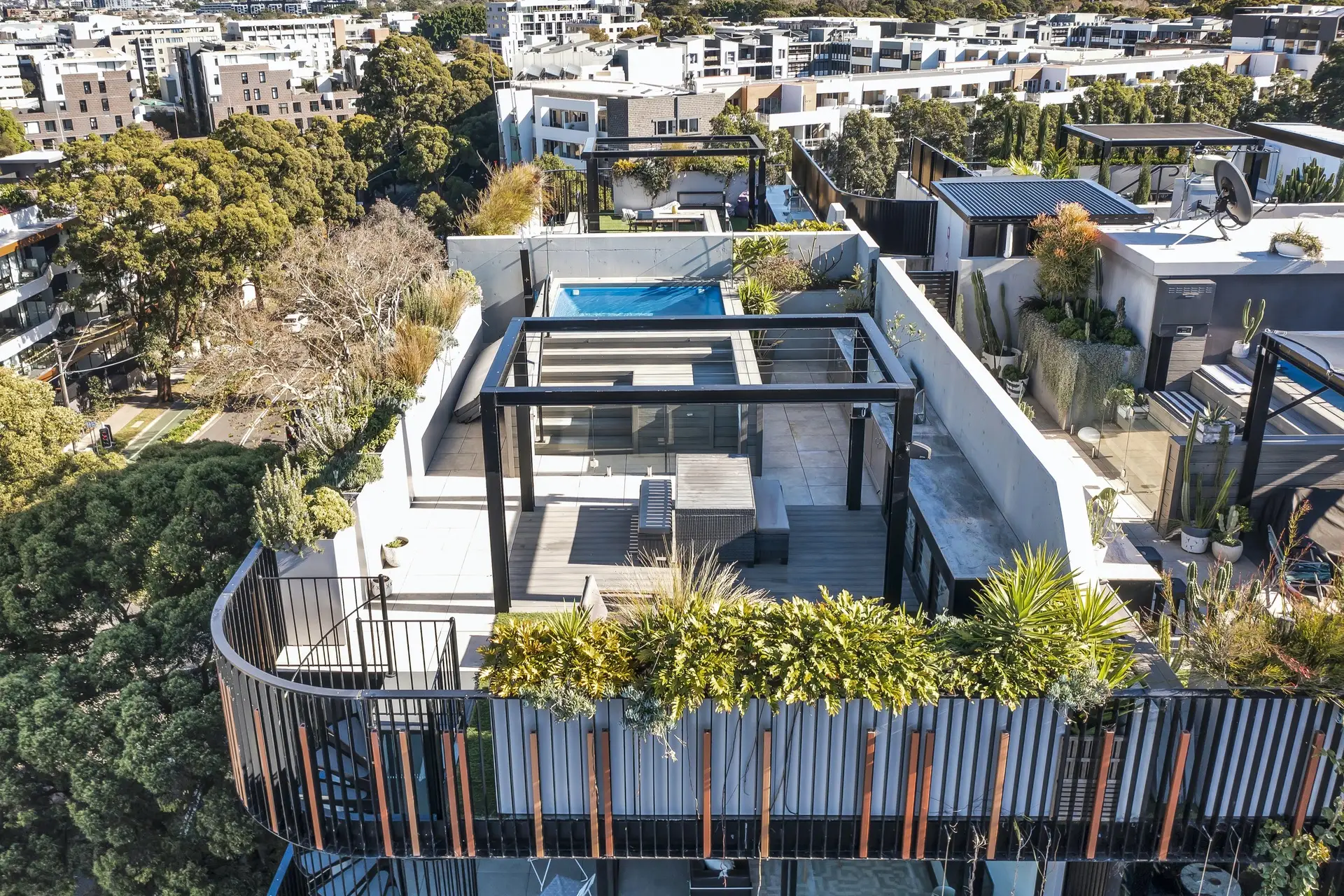 509/836 Elizabeth Street, Waterloo Sold by Bradfield Badgerfox - image 1