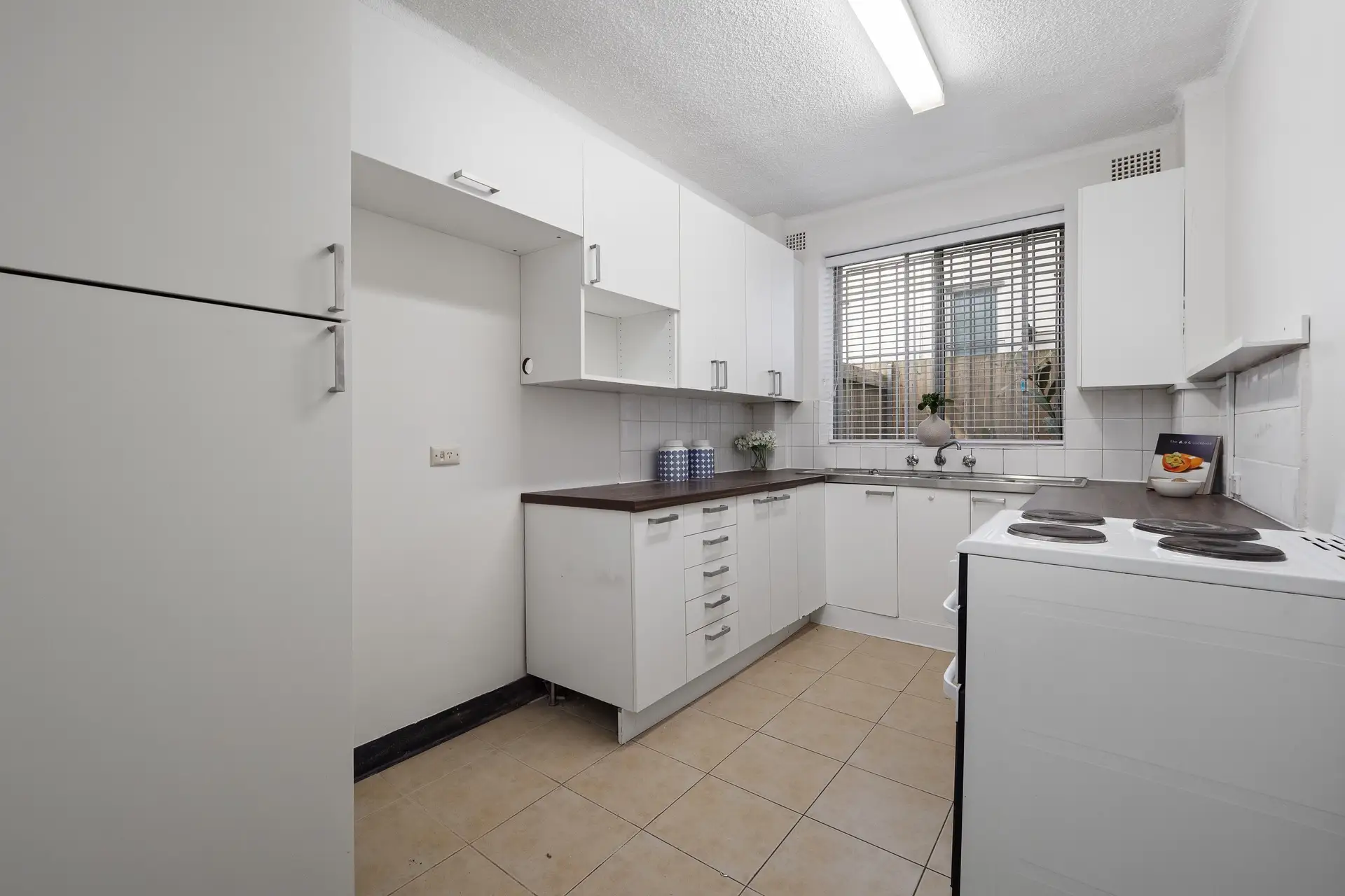 1/22 Flood Street, Bondi Sold by Bradfield Badgerfox - image 1