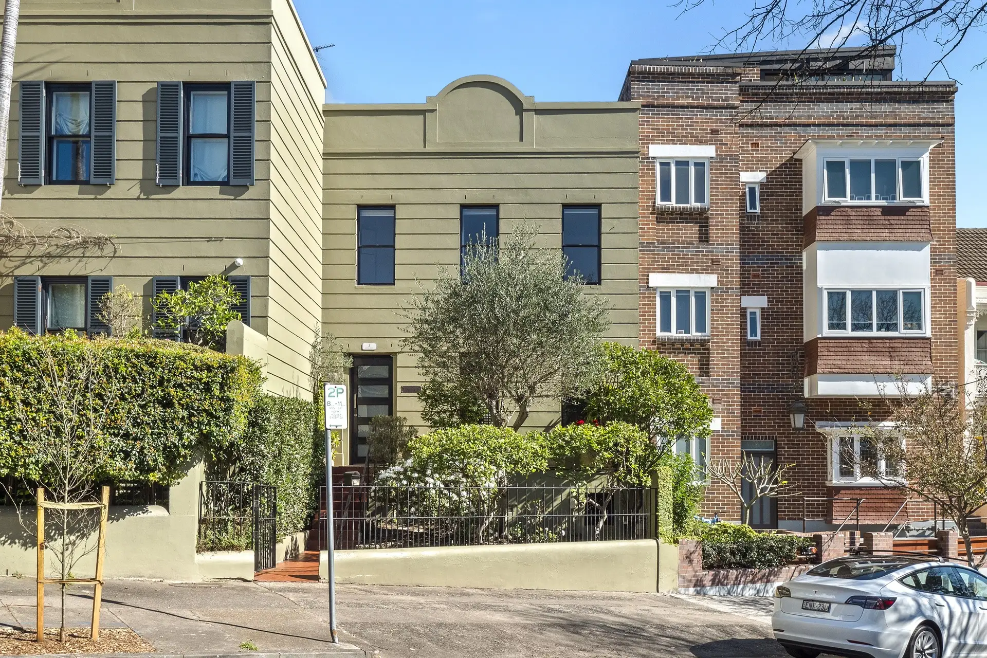 7 Gurner Street, Paddington Sold by Bradfield Badgerfox - image 1