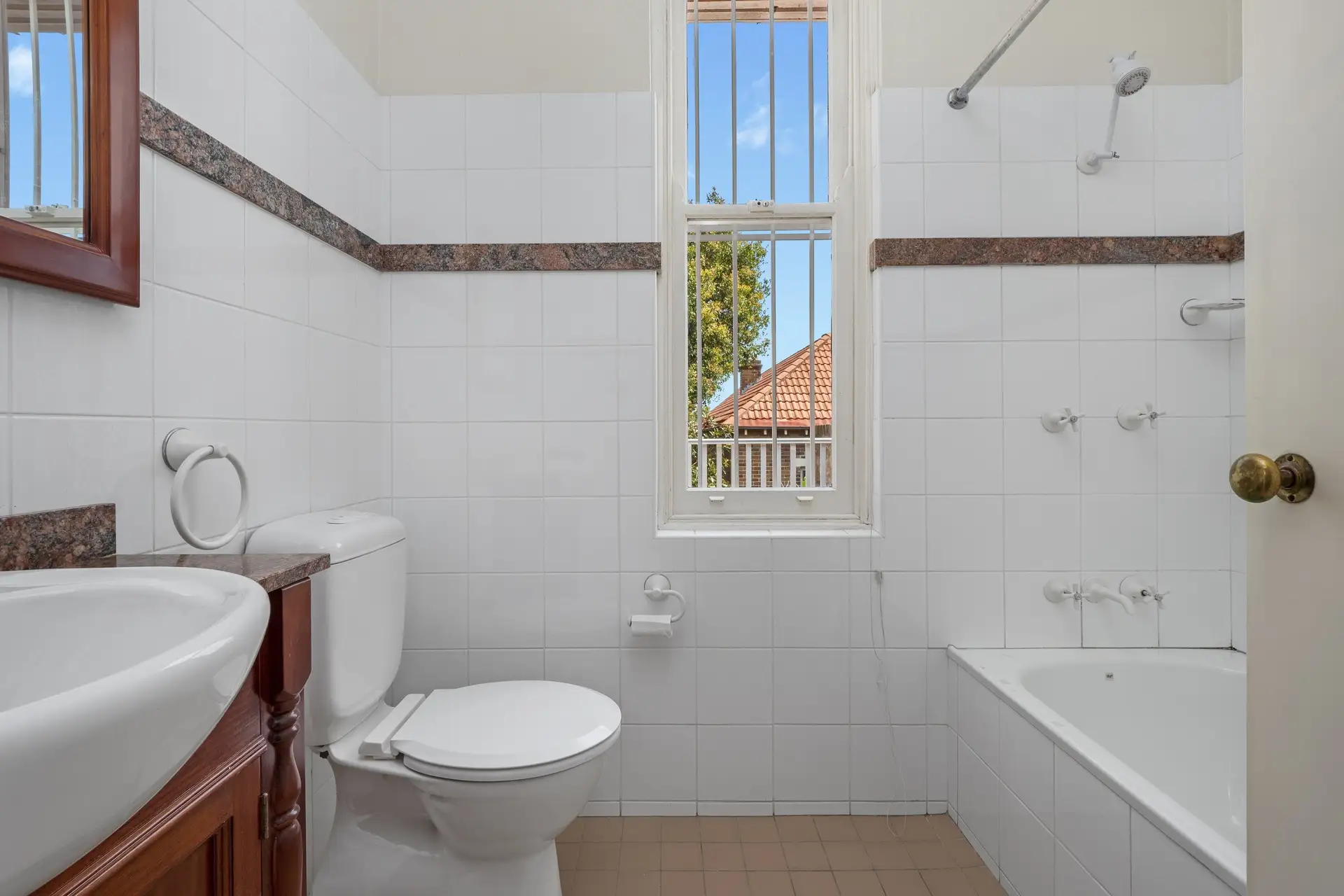 1 Tara Street, Woollahra Sold by Bradfield Badgerfox - image 1