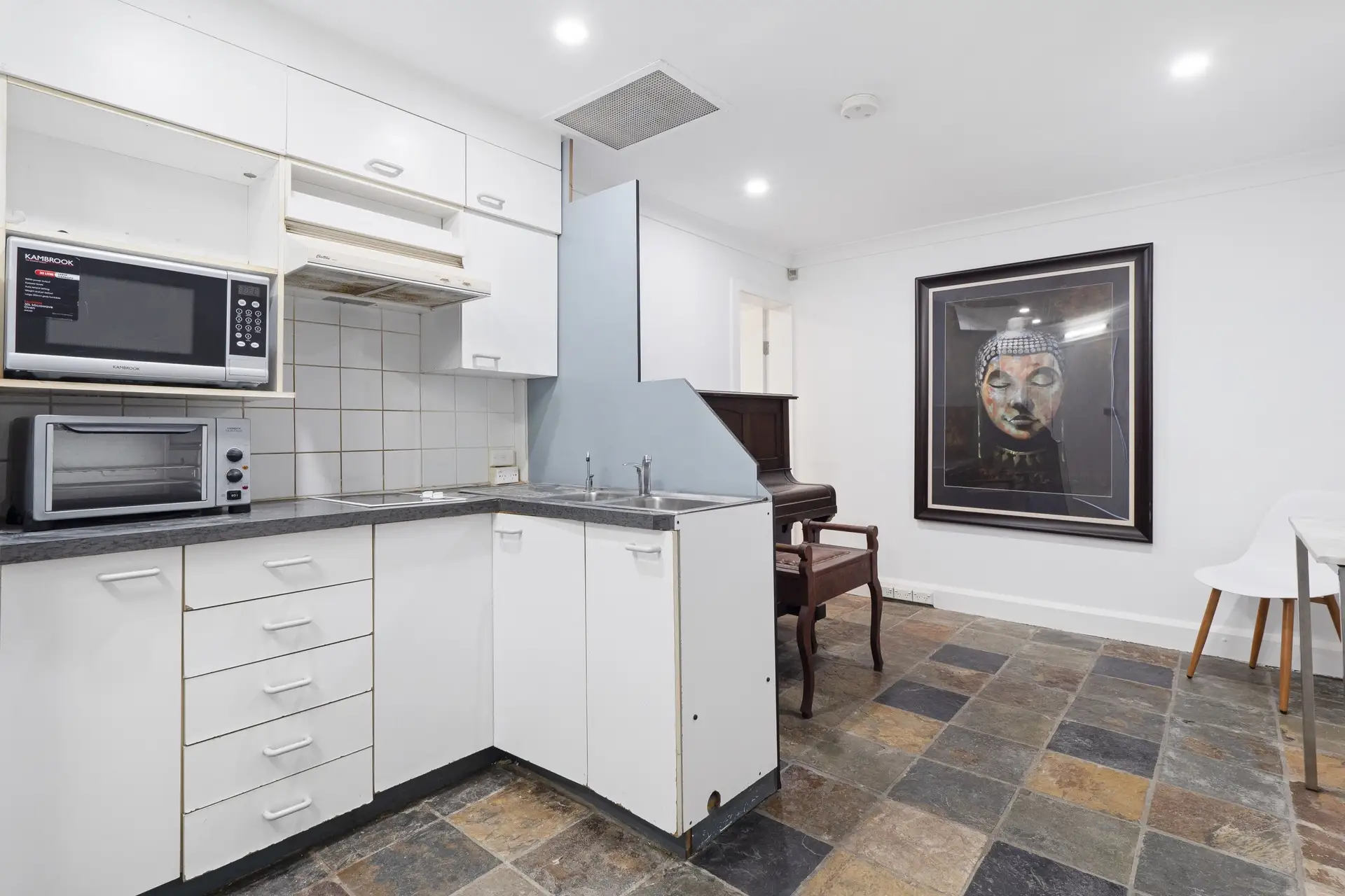 9 Captain Pipers Road, Vaucluse Sold by Bradfield Badgerfox - image 1
