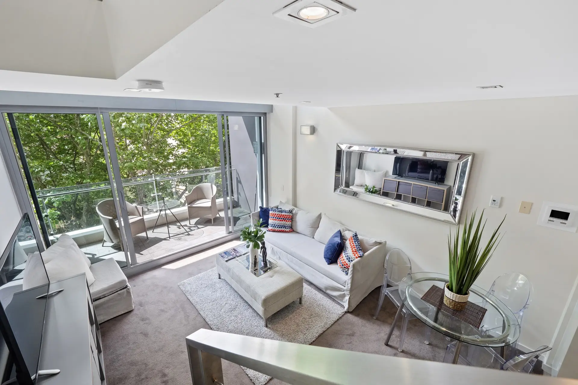 316/81 Macleay Street, Potts Point Sold by Bradfield Badgerfox - image 1