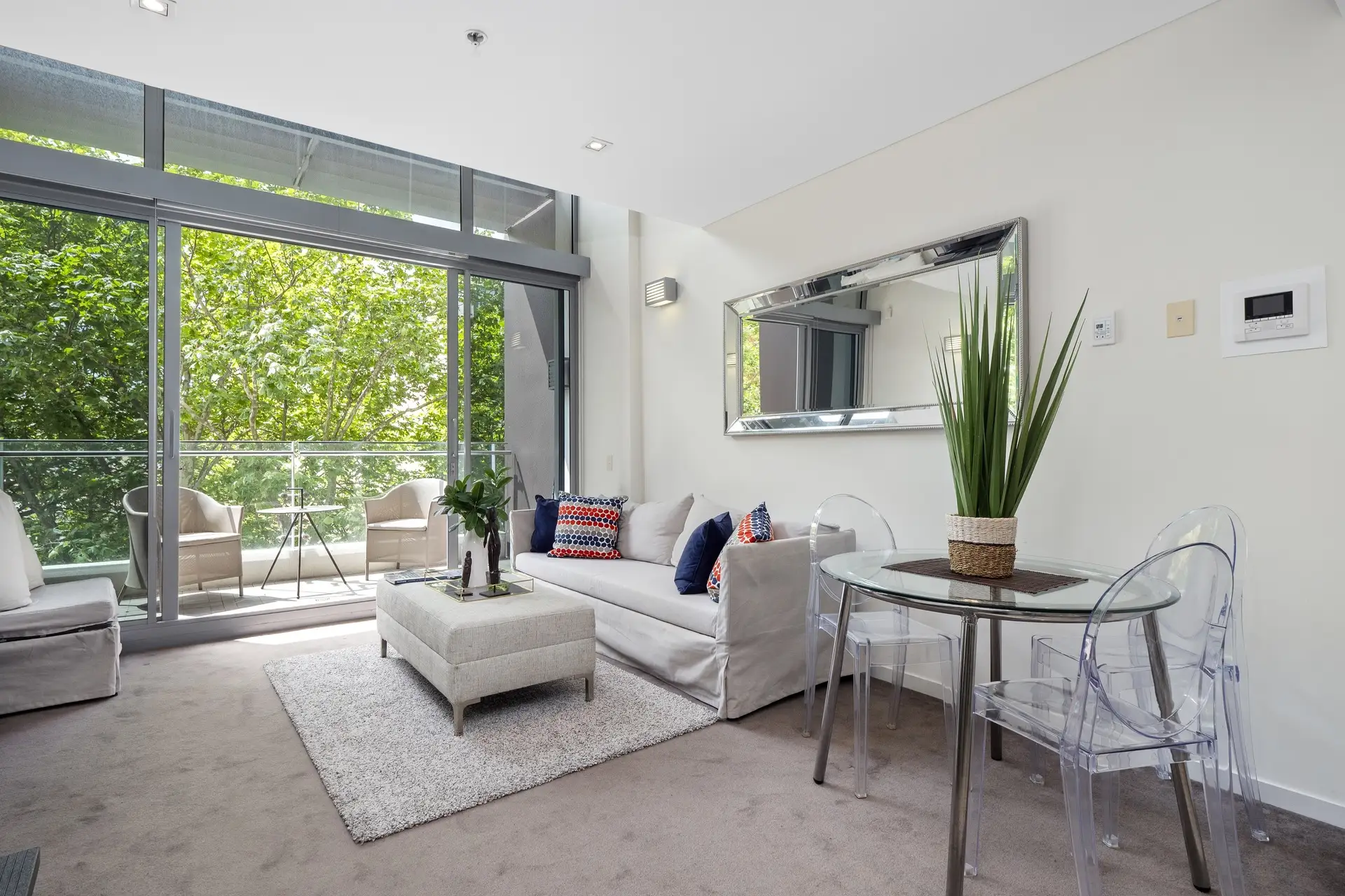 316/81 Macleay Street, Potts Point Sold by Bradfield Badgerfox - image 1