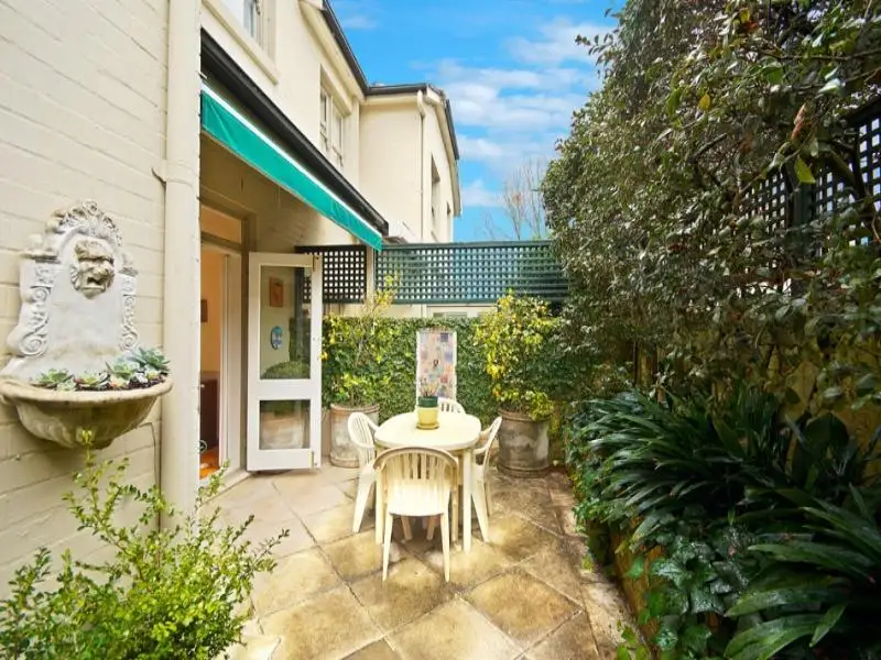 4/79 Ocean Street, Woollahra Sold by Bradfield Badgerfox - image 1