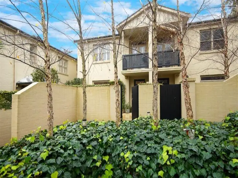 4/79 Ocean Street, Woollahra Sold by Bradfield Badgerfox - image 1