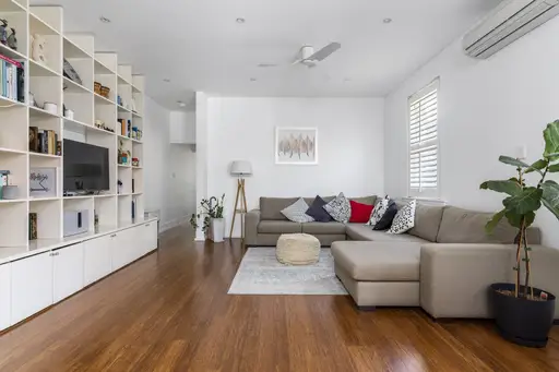 4/46-48 Hastings Parade, North Bondi Sold by Bradfield Badgerfox