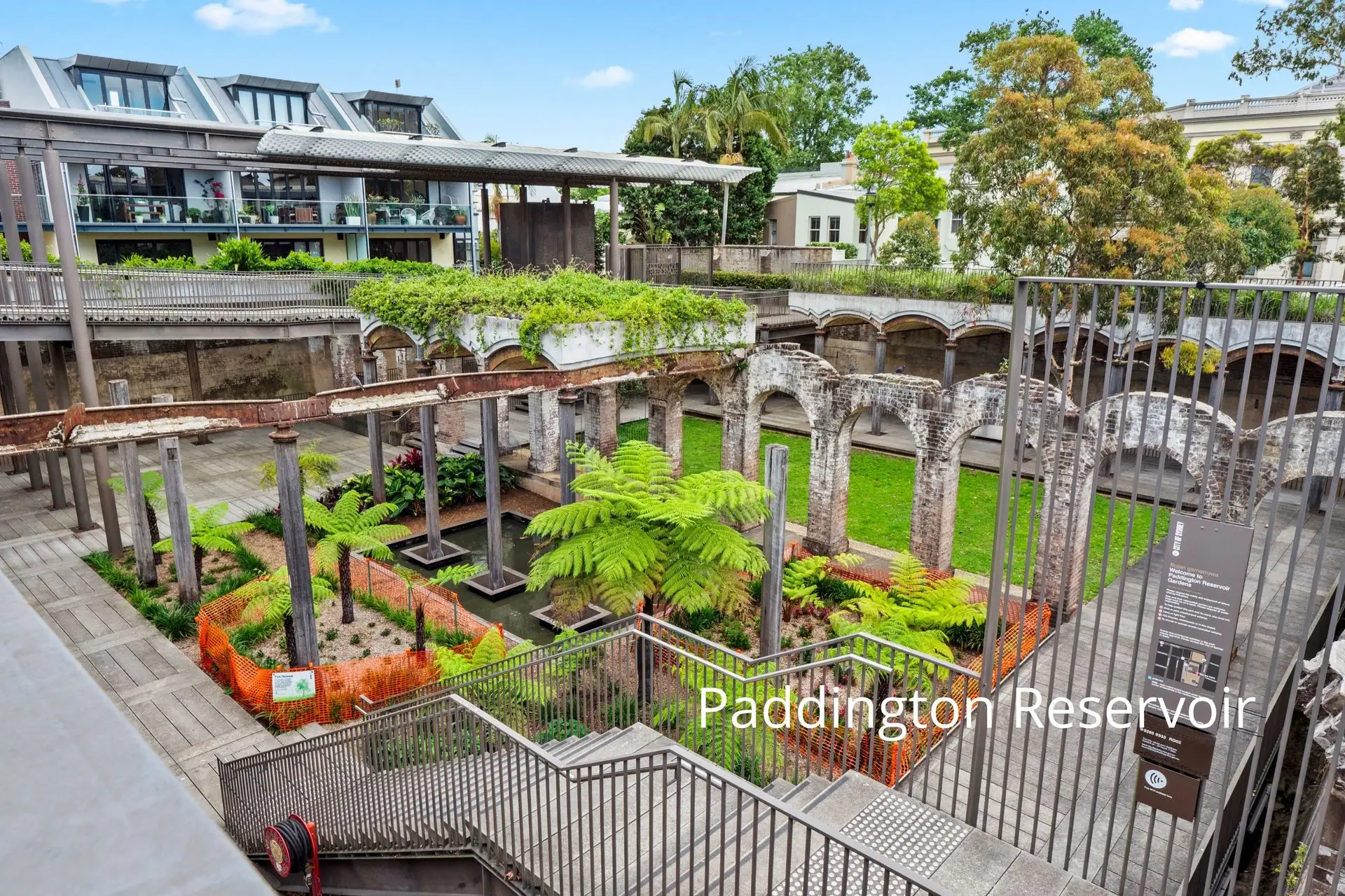 40/13 Oatley Road, Paddington Sold by Bradfield Badgerfox - image 1