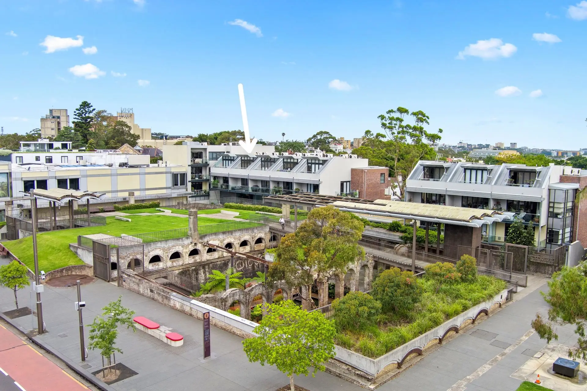 40/13 Oatley Road, Paddington Sold by Bradfield Badgerfox - image 1