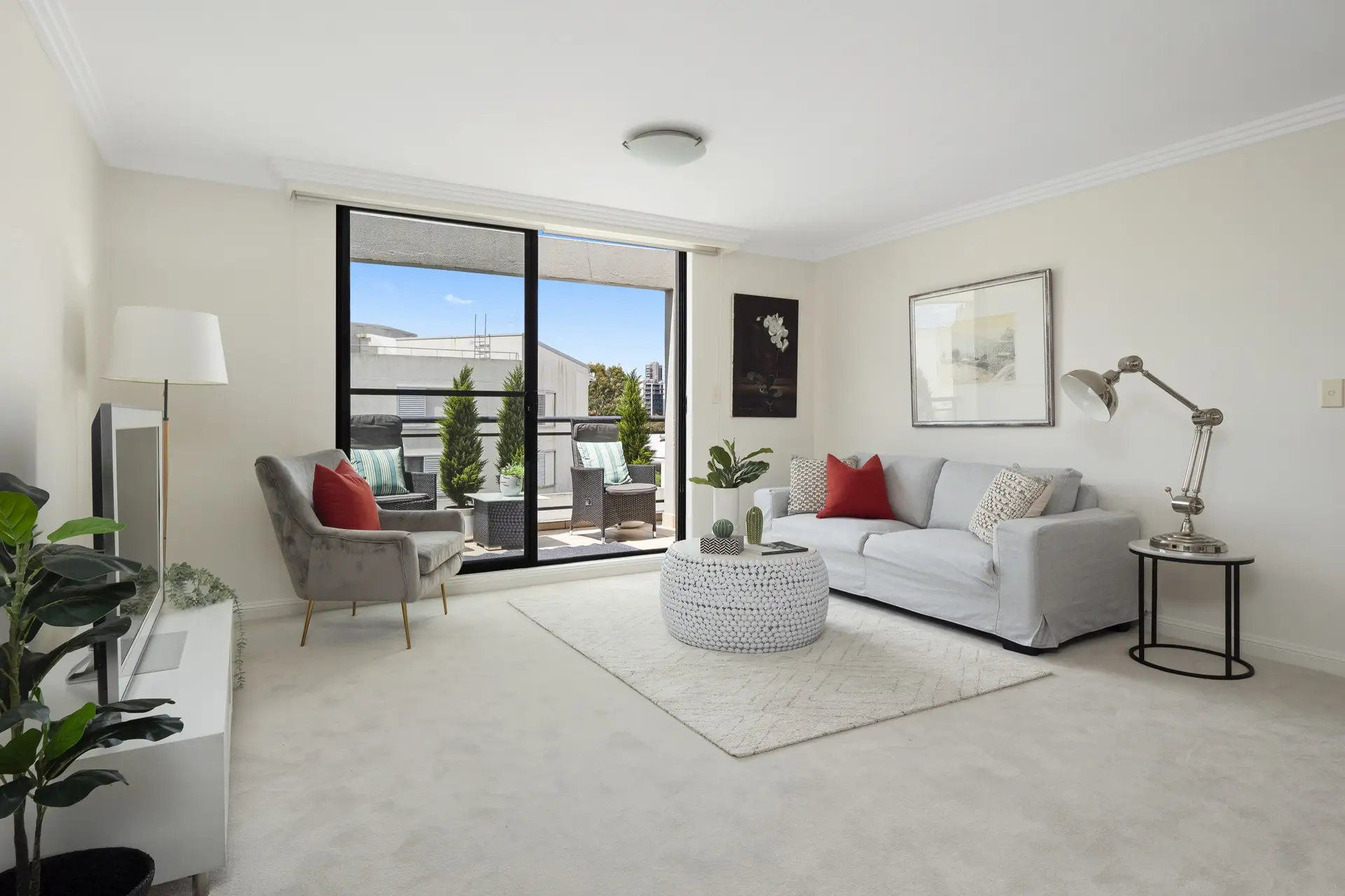 31/74-76 McLachlan Avenue, Rushcutters Bay Sold by Bradfield Badgerfox - image 1