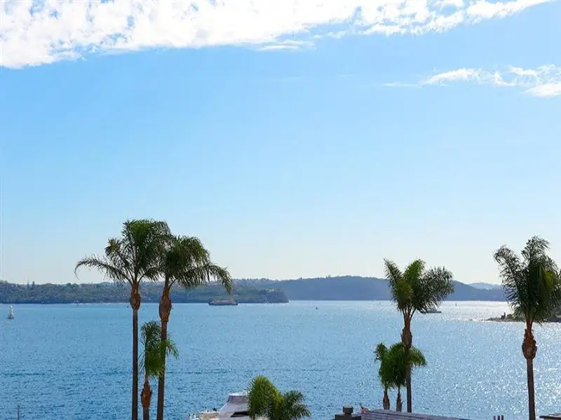 8/28 The Crescent, Vaucluse Sold by Bradfield Badgerfox - image 1