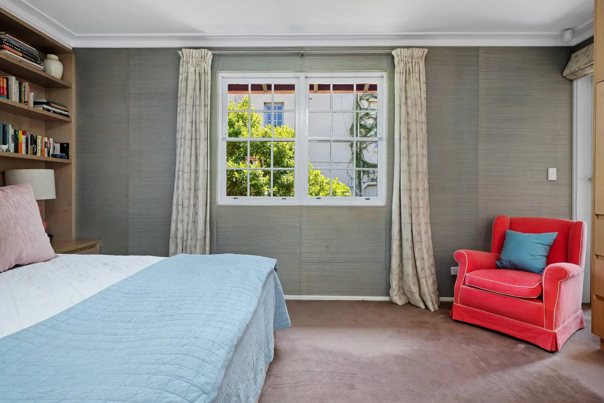 3/5 Trelawney Street, Woollahra Sold by Bradfield Badgerfox - image 1