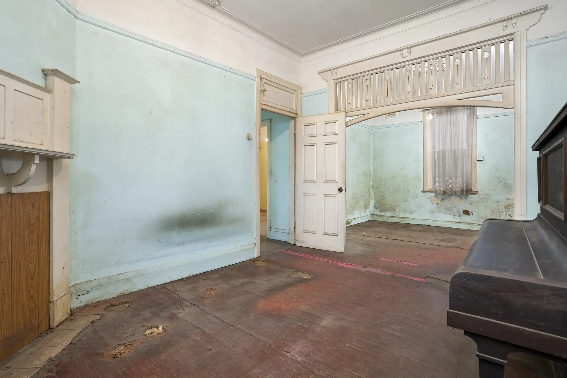 10 Harbourne Road, Kingsford Sold by Bradfield Badgerfox - image 1