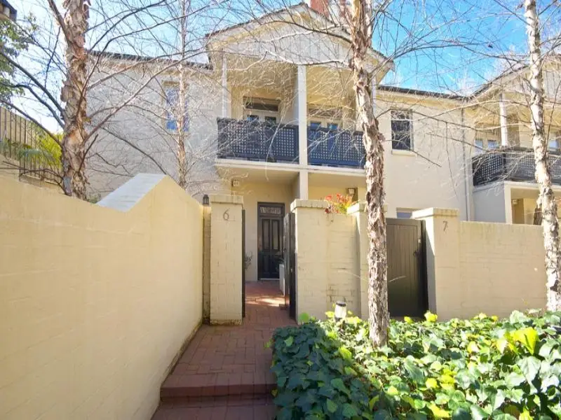 6/79 Ocean Street, Woollahra Sold by Bradfield Badgerfox - image 1