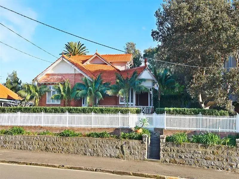 8 Higgs Street, Coogee Sold by Bradfield Badgerfox - image 1