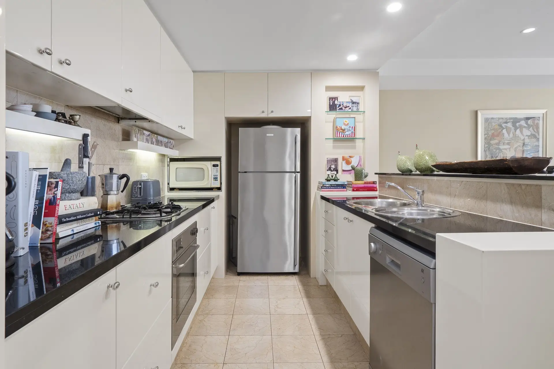 210/1A Clement Place, Rushcutters Bay Sold by Bradfield Badgerfox - image 1