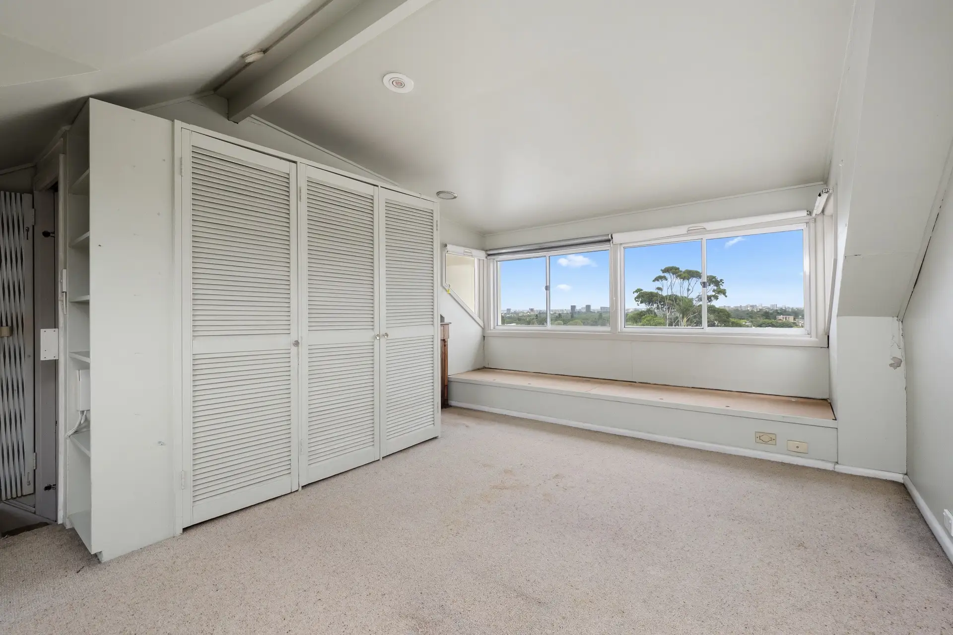 25 Bourke Street, Queens Park Sold by Bradfield Badgerfox - image 1