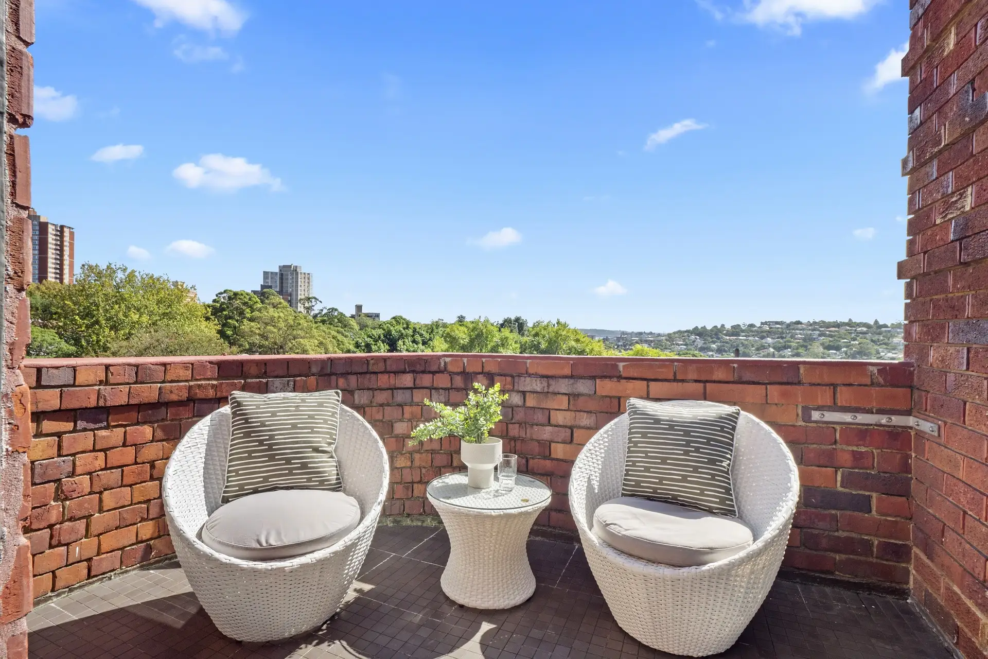 11/342 Edgecliff Road, Woollahra Sold by Bradfield Badgerfox - image 1