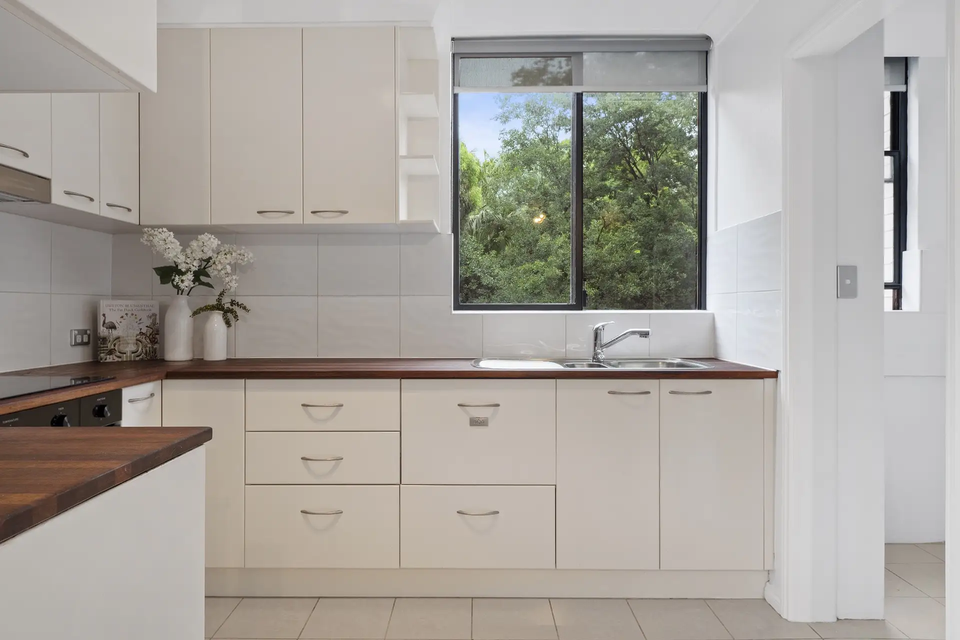7D/4 Hampden Street, Paddington Sold by Bradfield Badgerfox - image 1