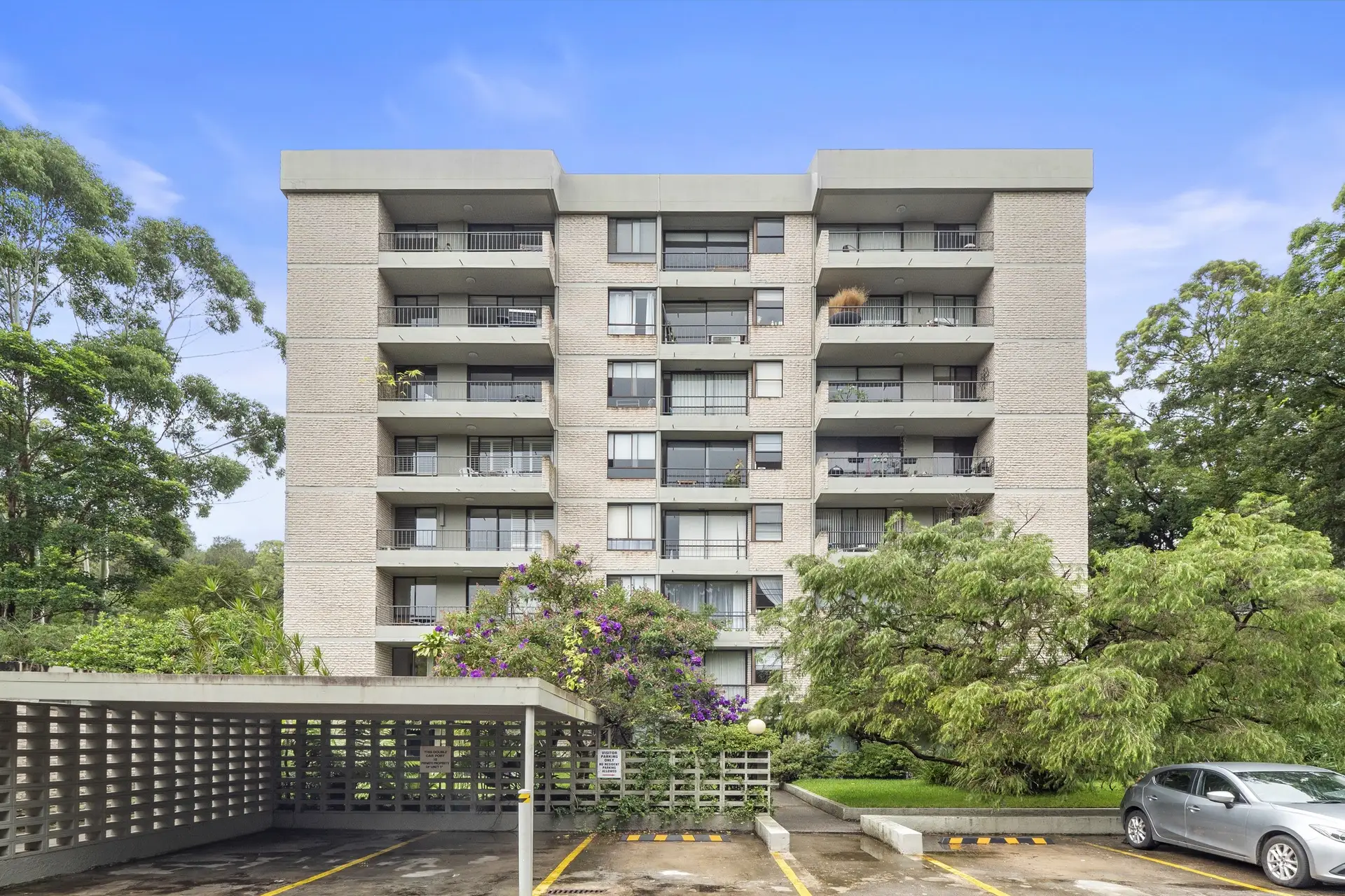 7D/4 Hampden Street, Paddington Sold by Bradfield Badgerfox - image 1