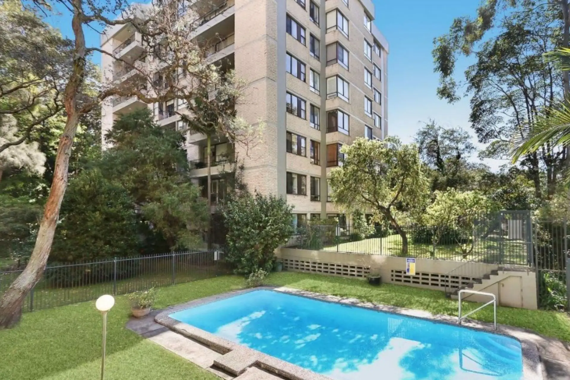 7D/4 Hampden Street, Paddington Sold by Bradfield Badgerfox - image 1