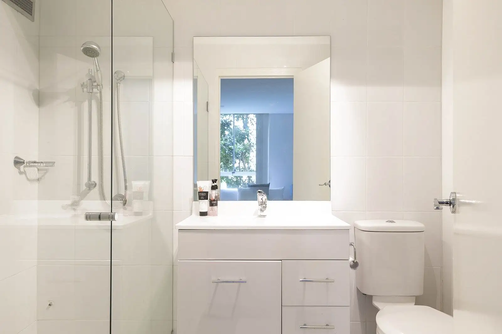 2F/6 Hampden Street, Paddington Sold by Bradfield Badgerfox - image 1