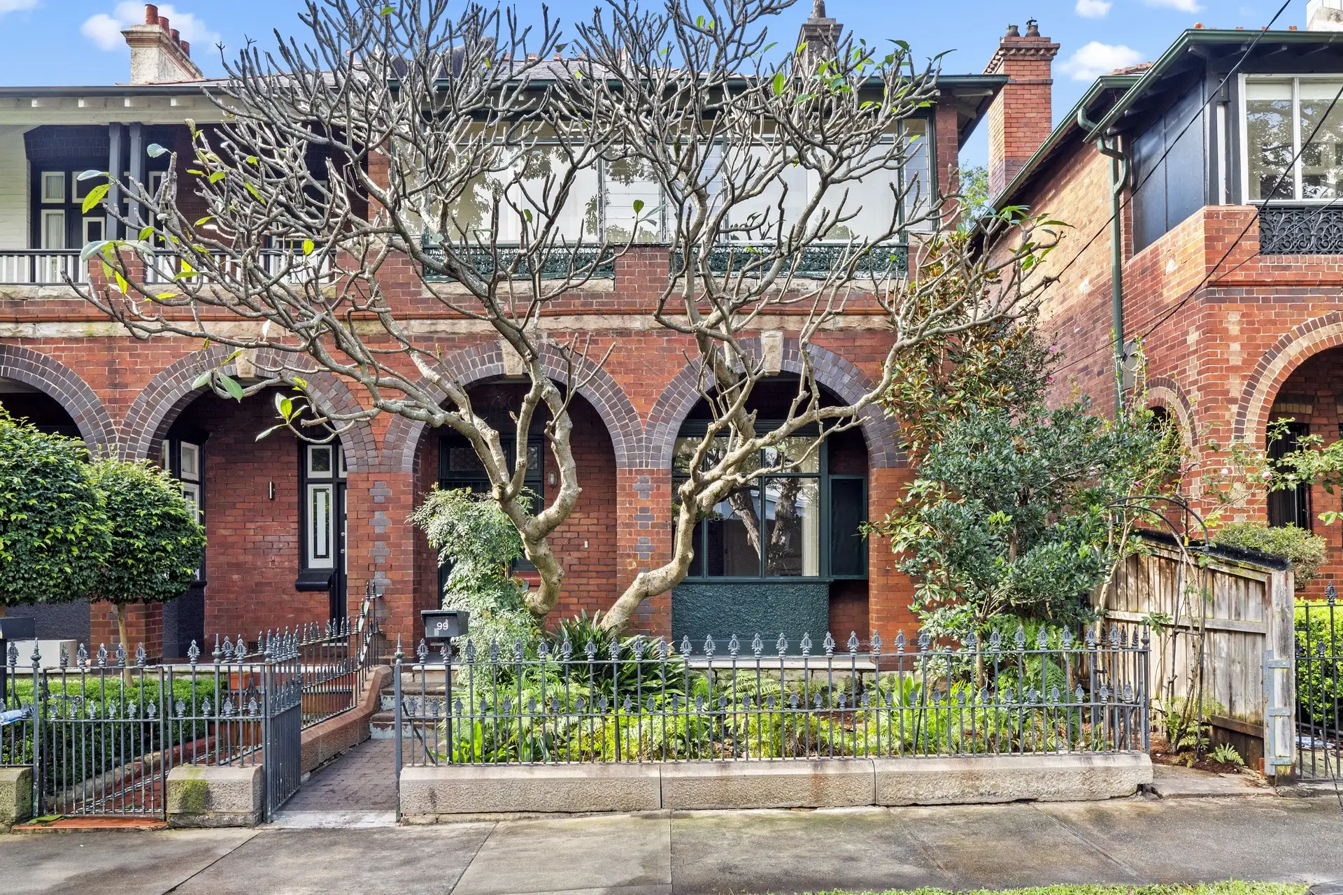 99 Cook Road, Centennial Park Sold by Bradfield Badgerfox - image 1
