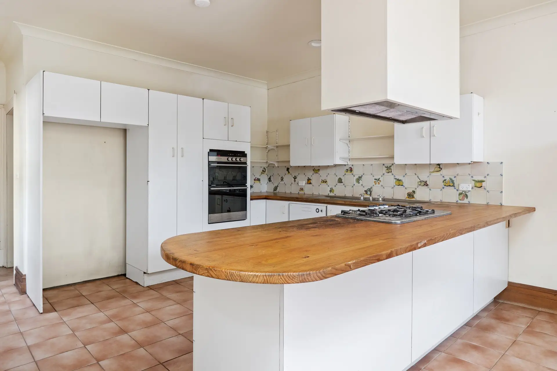 99 Cook Road, Centennial Park Sold by Bradfield Badgerfox - image 1