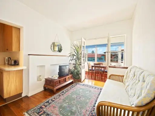 6/92 Brighton Boulevarde, Bondi Beach Sold by Bradfield Badgerfox