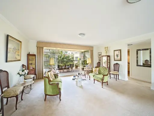 24/809 New South Head Road (cnr Dover Rd), Rose Bay Sold by Bradfield Badgerfox